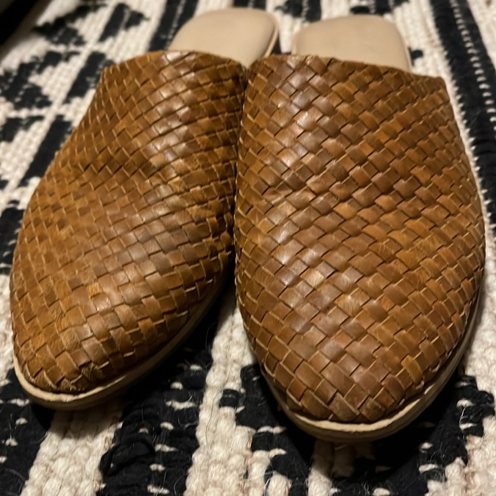 Sseko/Noonday Cloud Mules Clogs in woven caramel leather: handmade, fair trade